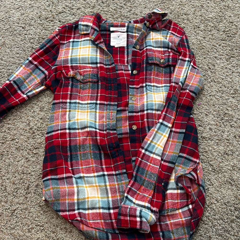 Full button down flannel, Woman’s.